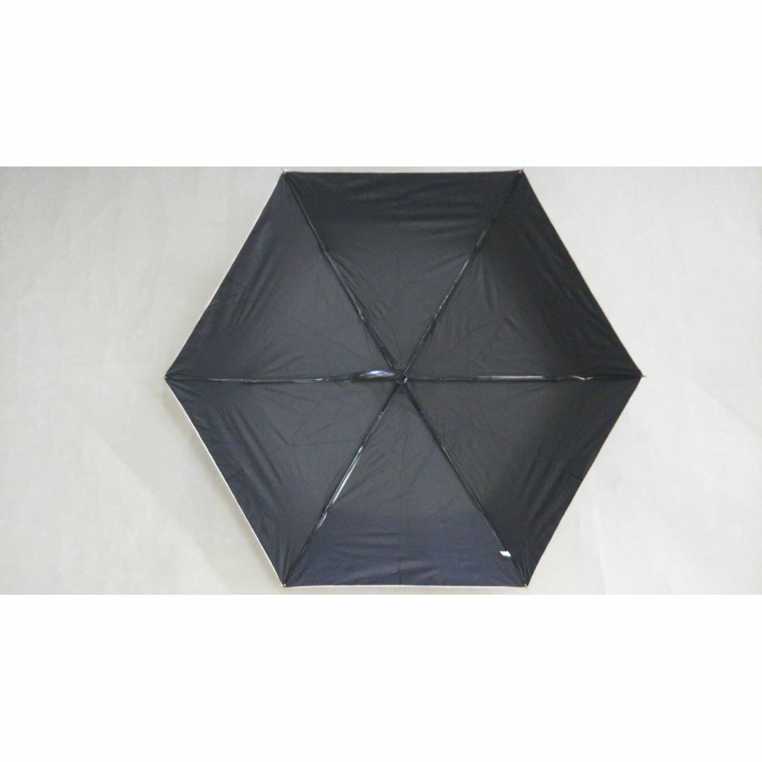 晴雨兼用傘　雨傘　日傘　折りたたみ傘　表シルバー裏ブラック　新品 レディースのファッション小物(傘)の商品写真