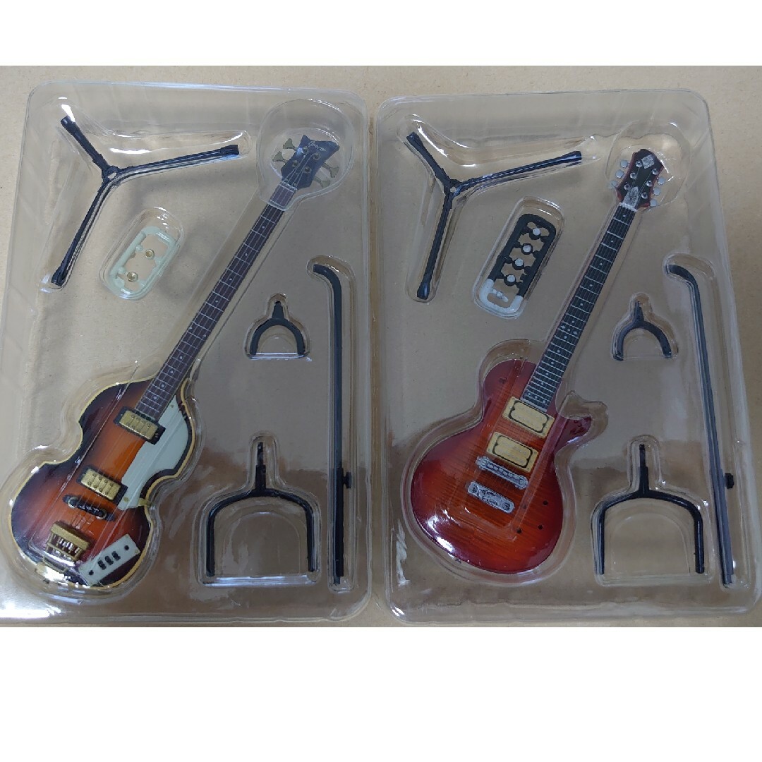 F-toys Confect(エフトイズコンフェクト)のFender&ZEMATTIS&GRECO ギターフィギュアコレクション キッズ/ベビー/マタニティのおもちゃ(楽器のおもちゃ)の商品写真