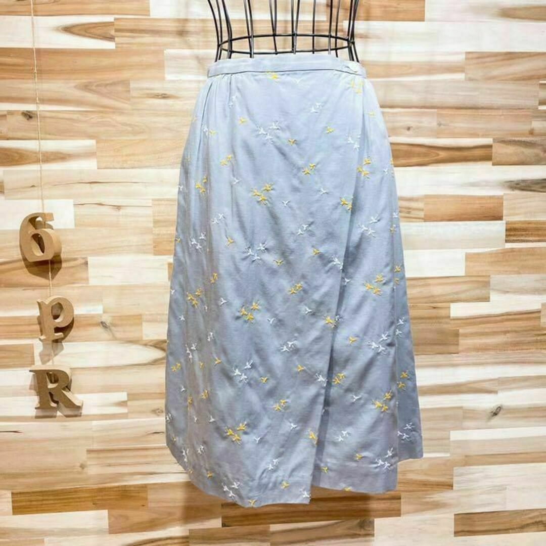 【サリースコット】Sally Scott フラワー刺繍スカート花柄 S グレー レディースのスカート(ひざ丈スカート)の商品写真