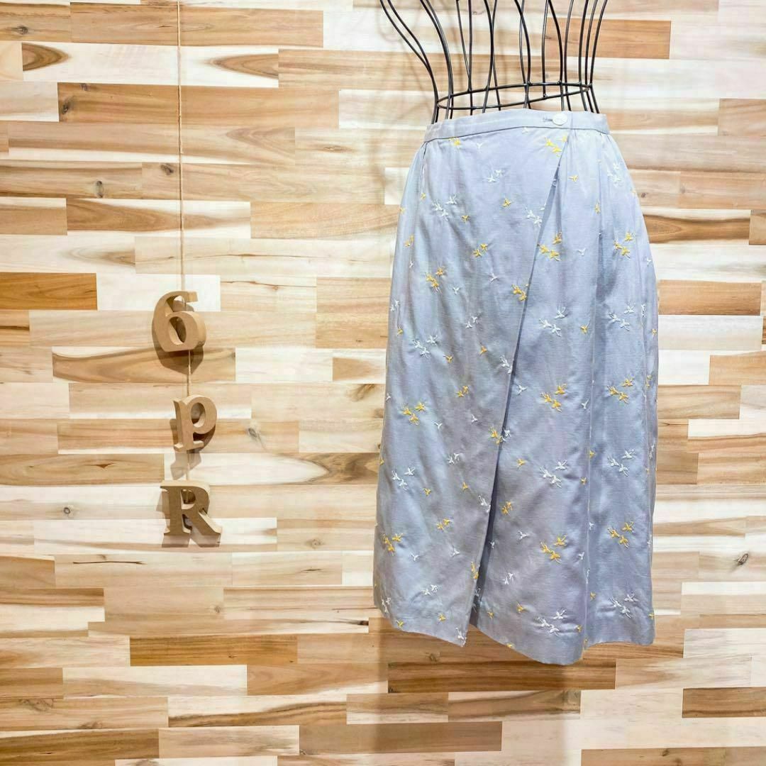 【サリースコット】Sally Scott フラワー刺繍スカート花柄 S グレー レディースのスカート(ひざ丈スカート)の商品写真