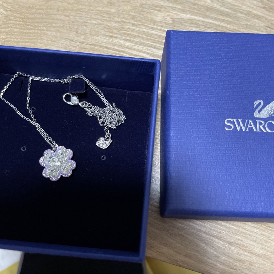 SWAROVSKI(スワロフスキー)のスワロフスキー　ネックレス　美品 レディースのアクセサリー(ネックレス)の商品写真