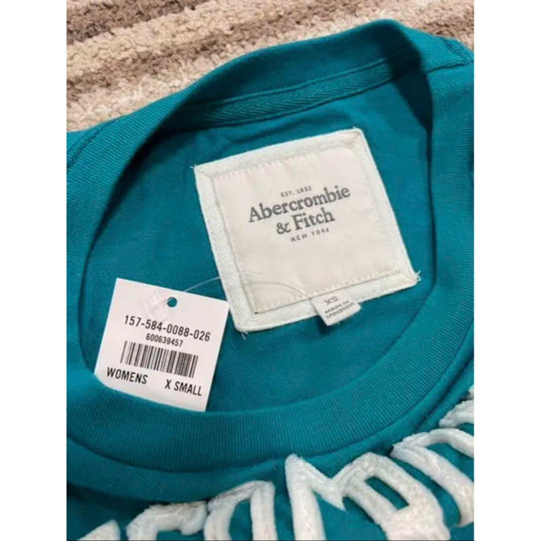 Abercrombie&Fitch(アバクロンビーアンドフィッチ)の6-57  新品★アバクロ ロゴTシャツ レディースのトップス(Tシャツ(半袖/袖なし))の商品写真