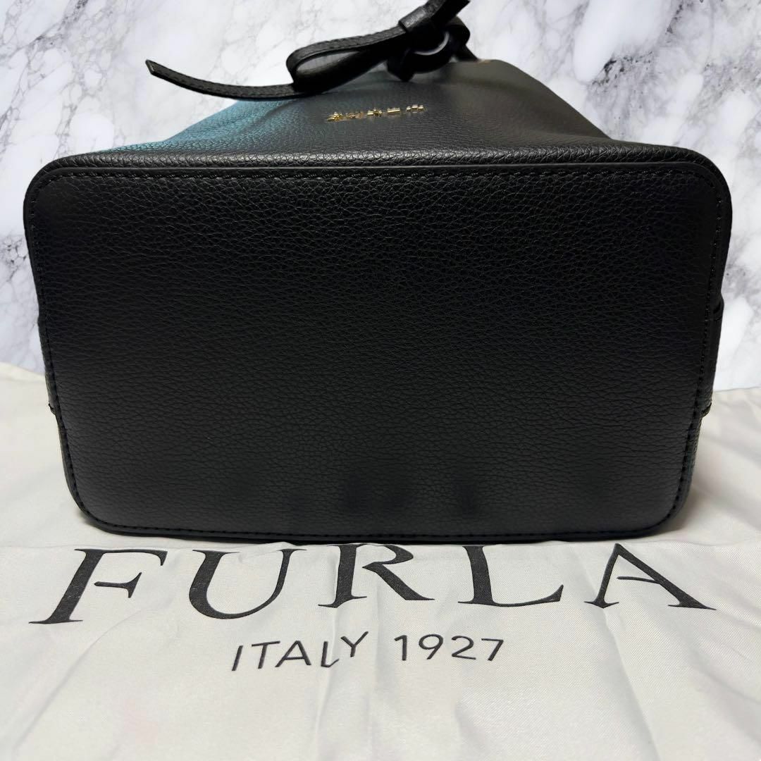 Furla(フルラ)の新品未使用 フルラ コスタンザ 巾着 2way ショルダーバッグ ブラック 黒 レディースのバッグ(ショルダーバッグ)の商品写真