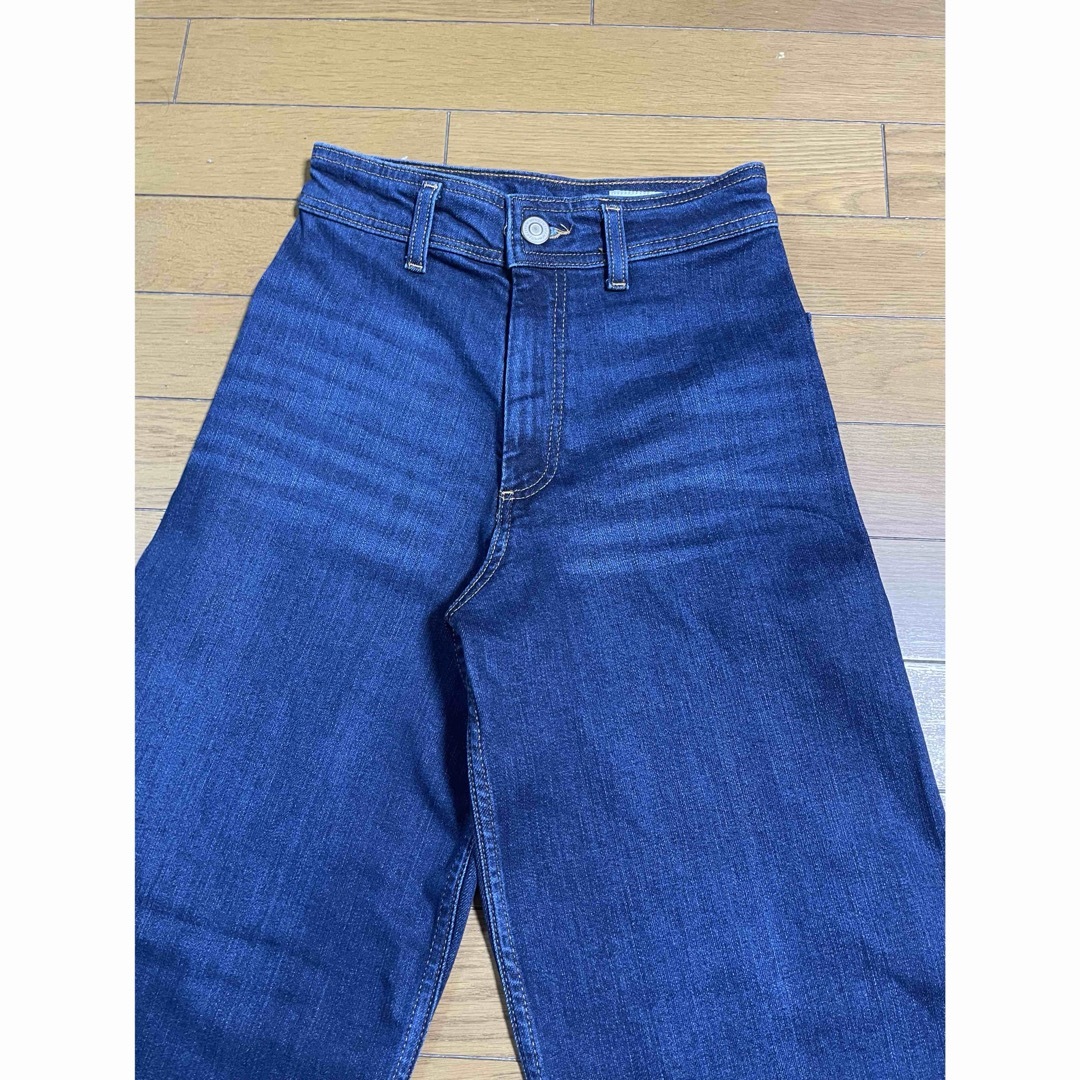 ZARA(ザラ)のZARA MARINE STRAIGHTジーンズ レディースのパンツ(デニム/ジーンズ)の商品写真