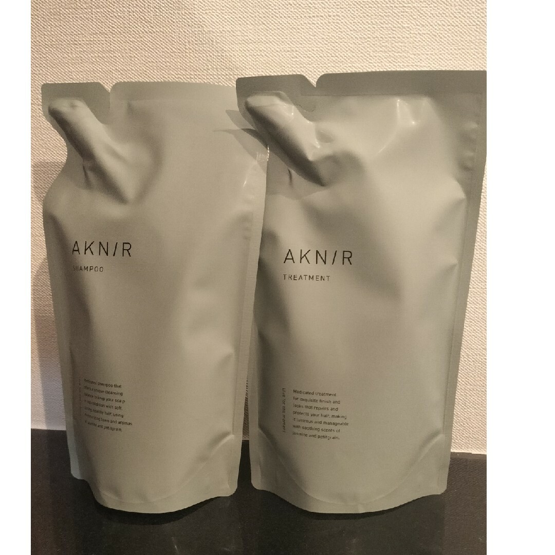 AKNIR(アクニー) コスメ/美容のヘアケア/スタイリング(シャンプー/コンディショナーセット)の商品写真