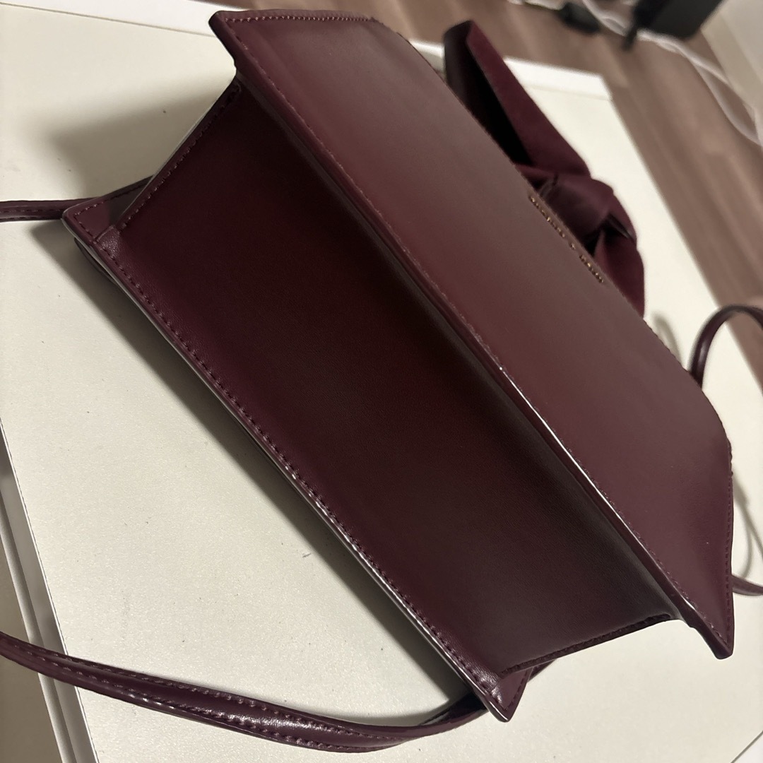 Charles and Keith(チャールズアンドキース)のリボンショルダー レディースのバッグ(ショルダーバッグ)の商品写真