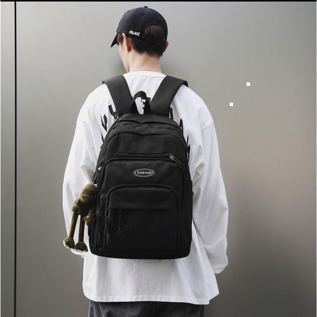 リュック　ブラック　黒バックパック　韓国　メンズ、レディース　大容量！ メンズのバッグ(バッグパック/リュック)の商品写真