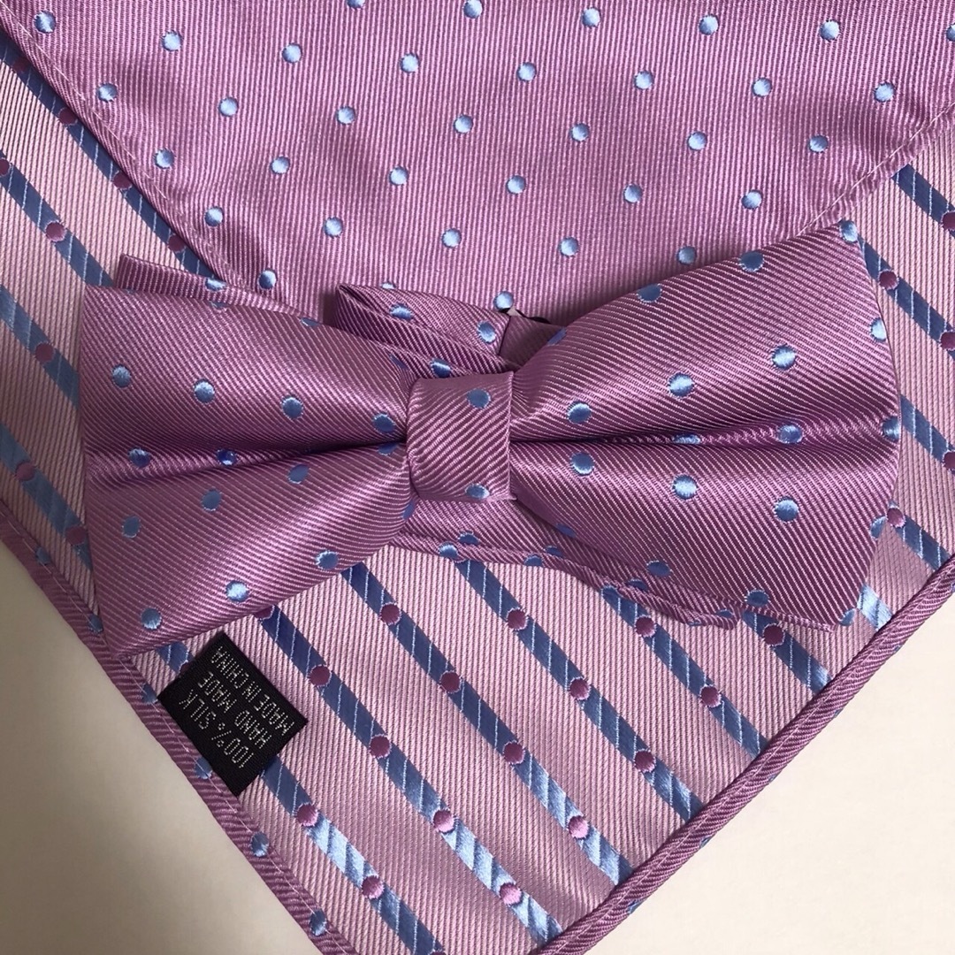 蝶ネクタイ　ポケットチーフ2点セット/メンズ/ピンク&ブルードット メンズのファッション小物(ネクタイ)の商品写真