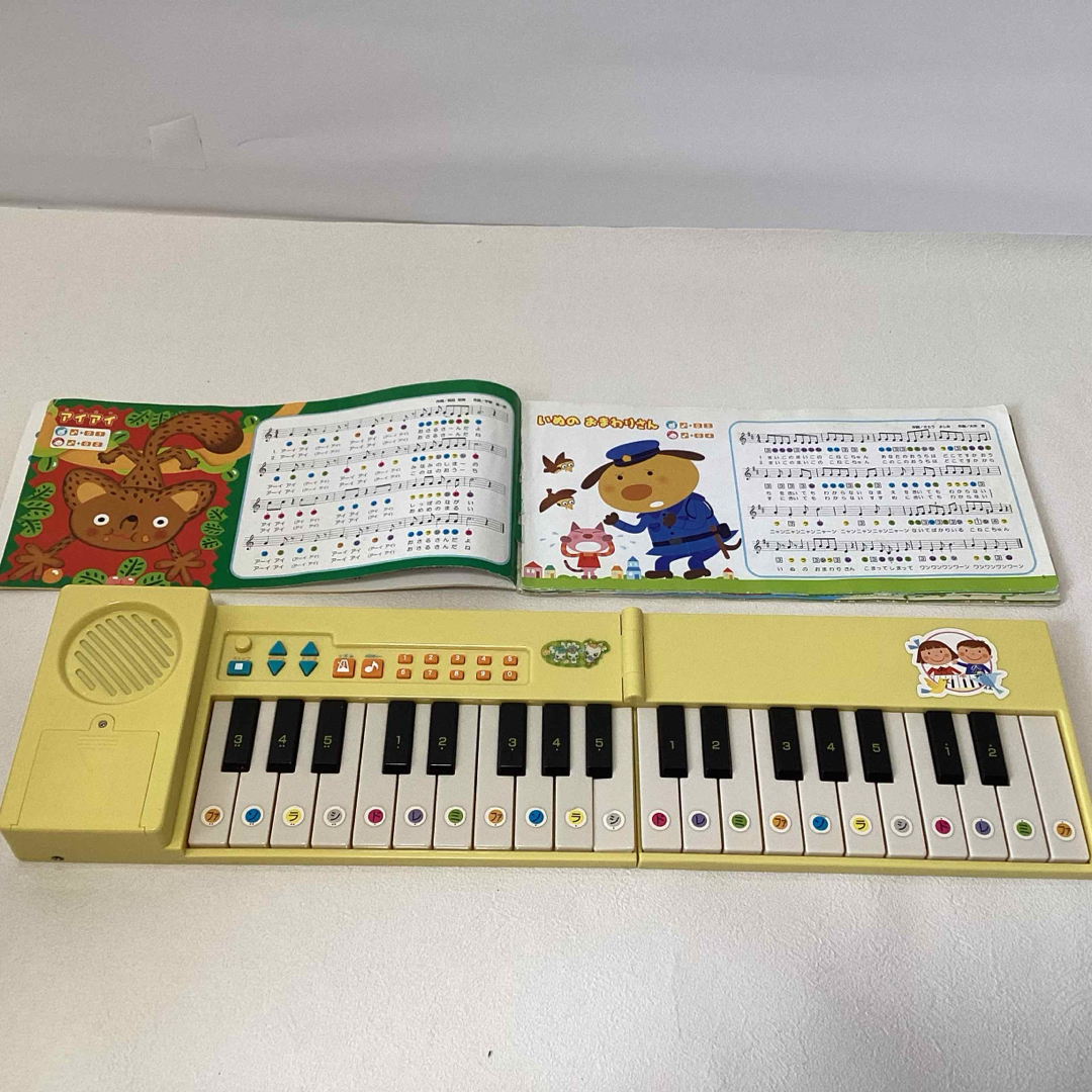 どうようクラシック名曲ピアノえほん キッズ/ベビー/マタニティのおもちゃ(知育玩具)の商品写真