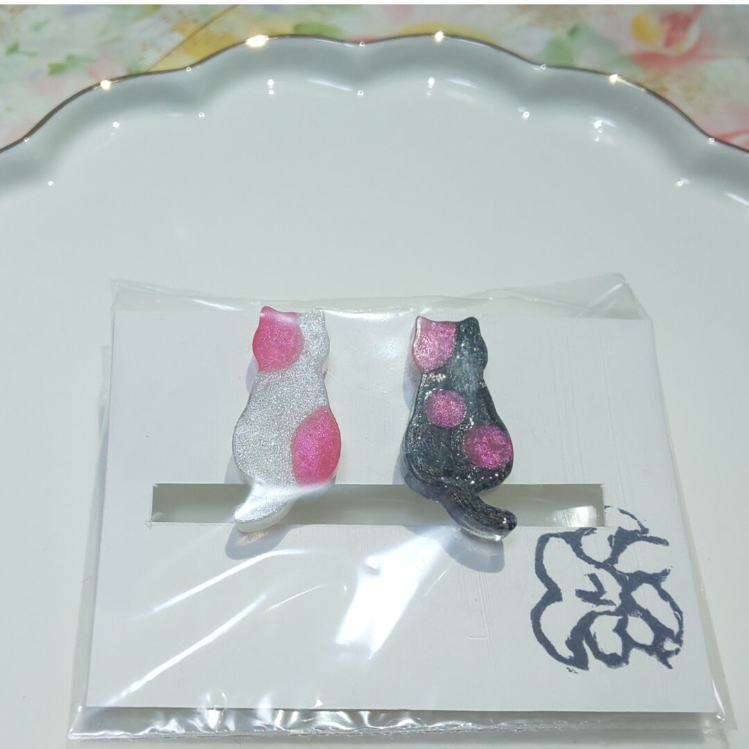 猫ちゃんイヤリングNo.2 ハンドメイドのアクセサリー(イヤリング)の商品写真