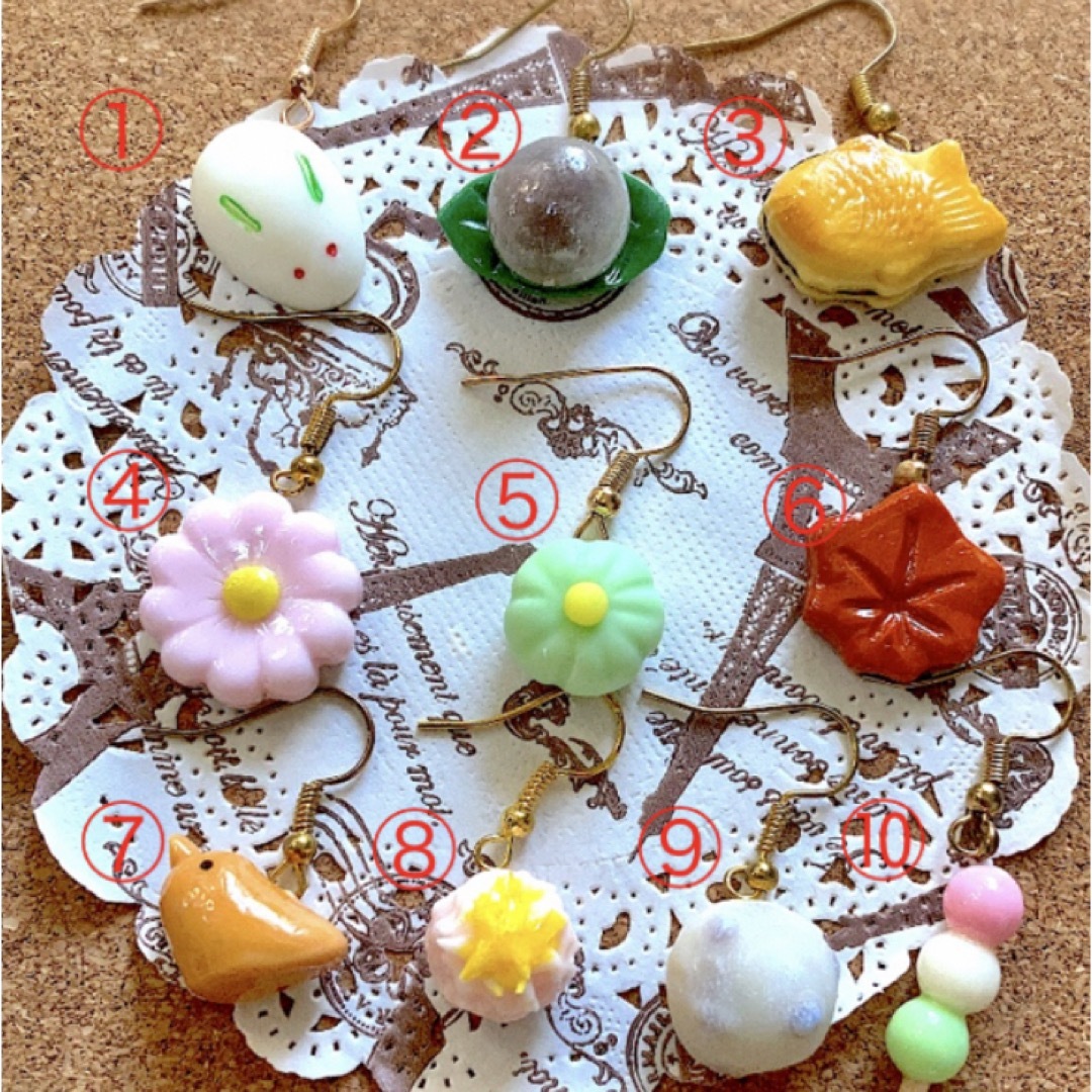 和菓子ピアス　左右1セット（2個）700円　ハンドメイド ハンドメイドのアクセサリー(ブレスレット/バングル)の商品写真
