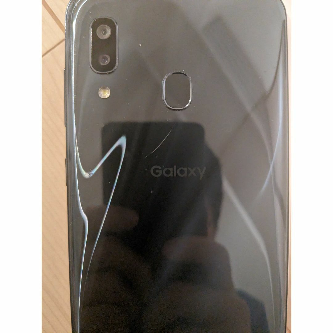 Galaxy(ギャラクシー)のSAMSUNG Galaxy A30 SCV43 スマホ/家電/カメラのスマートフォン/携帯電話(スマートフォン本体)の商品写真