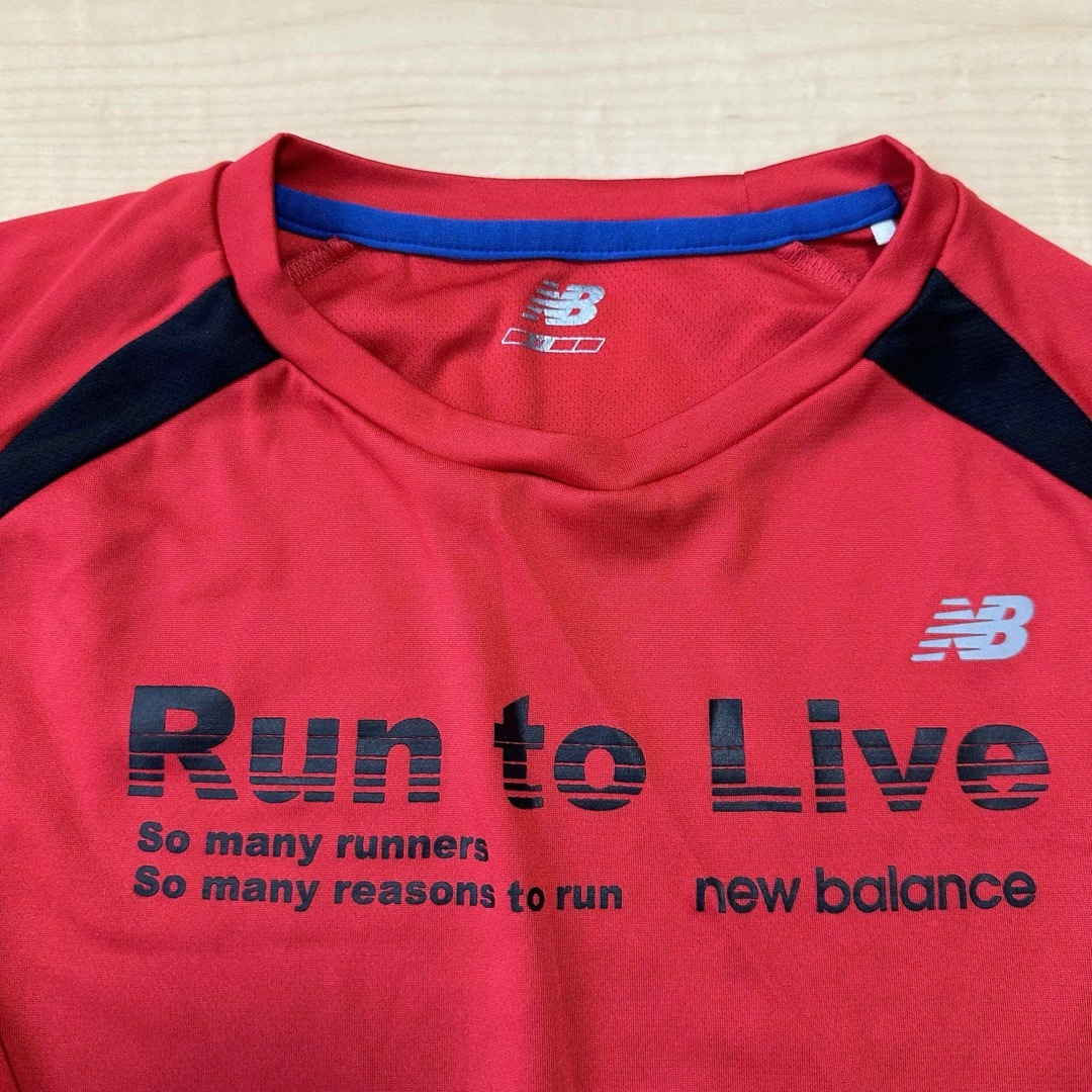 New Balance(ニューバランス)のNB ニューバランス ランニングシャツ Mサイズ 赤 長袖 スポーツ/アウトドアのトレーニング/エクササイズ(ウォーキング)の商品写真