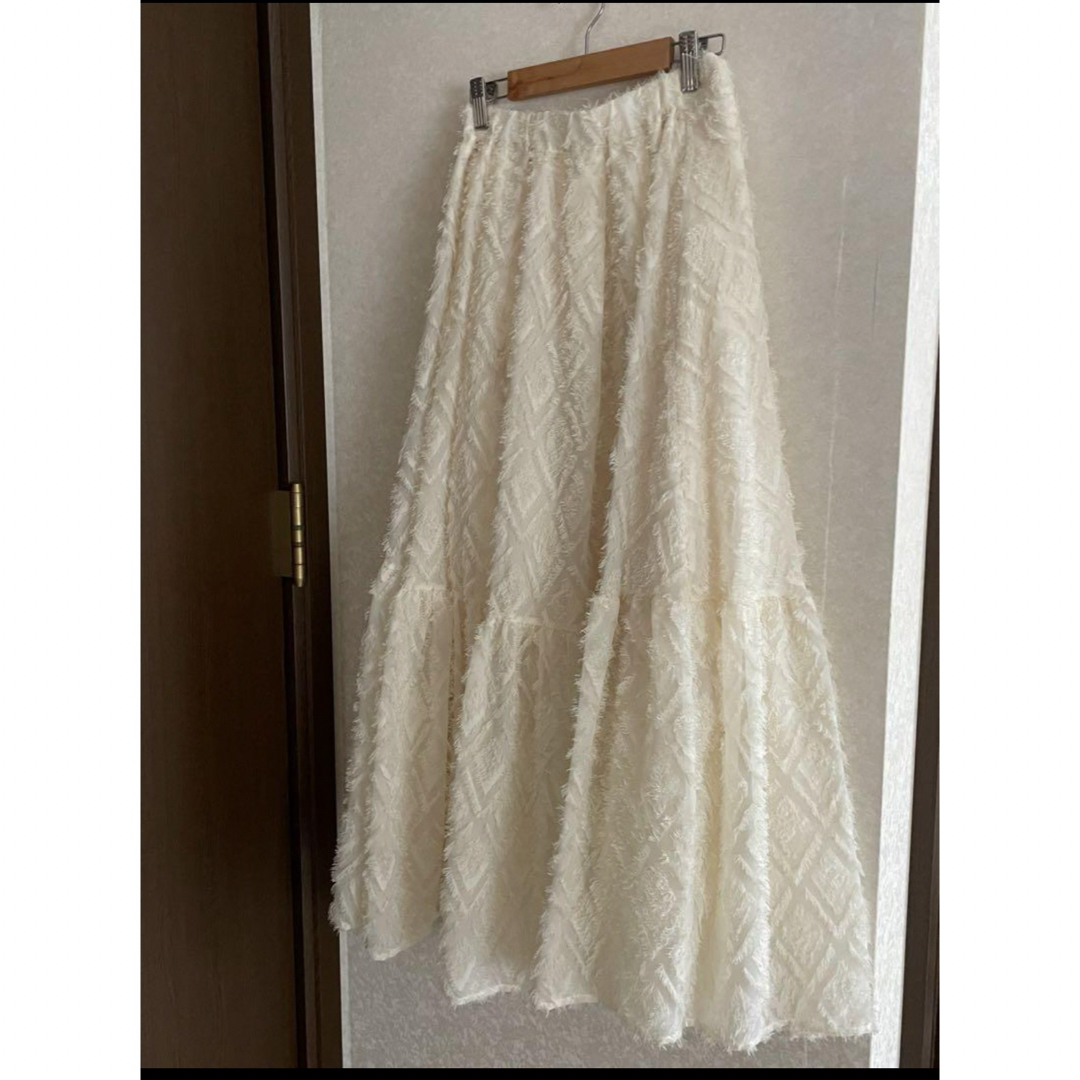 muguet shaggy tiered skirt レディースのスカート(ロングスカート)の商品写真