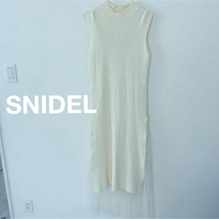 スナイデル(SNIDEL)のSNIDELスナイデル ノースリロングニットコンビワンピース アイボリー F(ロングワンピース/マキシワンピース)