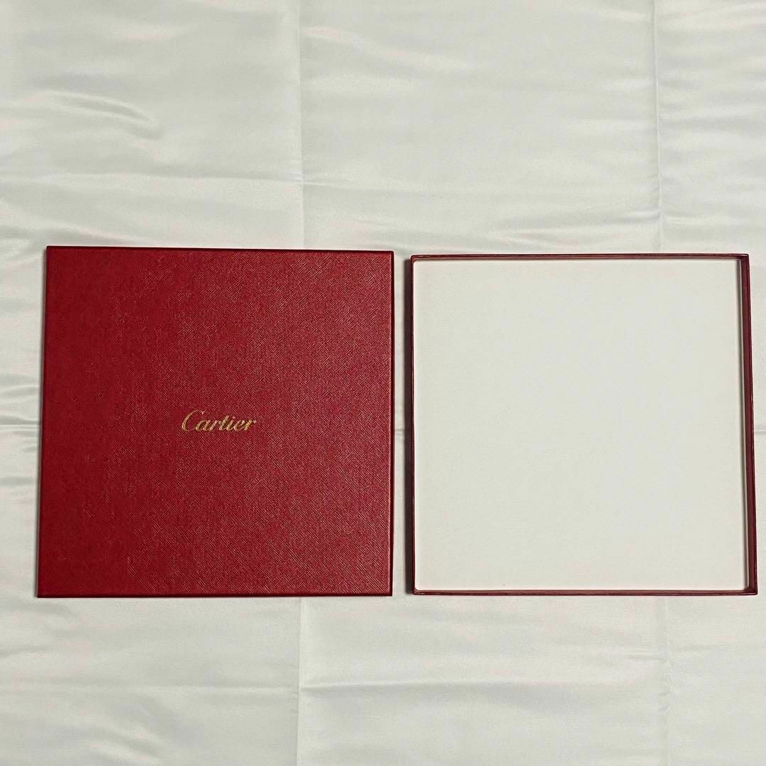 Cartier(カルティエ)の極美品 ★Cartier★ スカーフ パンテール フープ グレージュ 箱付き レディースのファッション小物(バンダナ/スカーフ)の商品写真