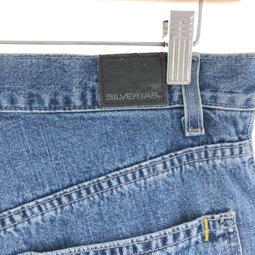 Levi's(リーバイス)の古着 00年代 リーバイス Levi's SILVER TAB シルバータブ LOOSE FIT デニムショーツ ハーフパンツ メンズw35 ヴィンテージ /eaa382602 メンズのパンツ(ショートパンツ)の商品写真