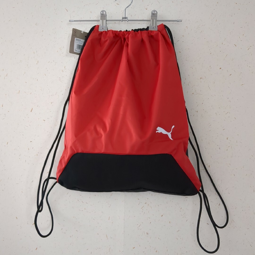 PUMA(プーマ)のPUMA　ナップサック　赤　16L キッズ/ベビー/マタニティのこども用バッグ(リュックサック)の商品写真