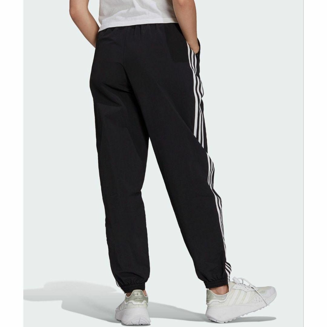 Originals（adidas）(オリジナルス)のadidas 黒 ロックアップ ウーブンパンツ ジャージ シャカパン XOT レディースのパンツ(その他)の商品写真