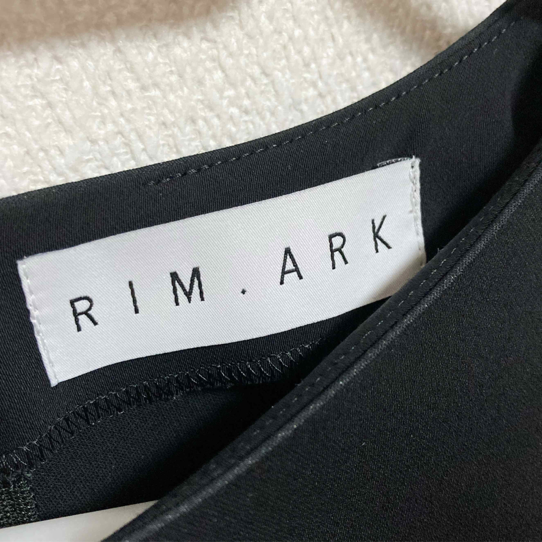 RIM.ARK(リムアーク)の【RIM.ARK】R-neck flare dress レディースのワンピース(ロングワンピース/マキシワンピース)の商品写真