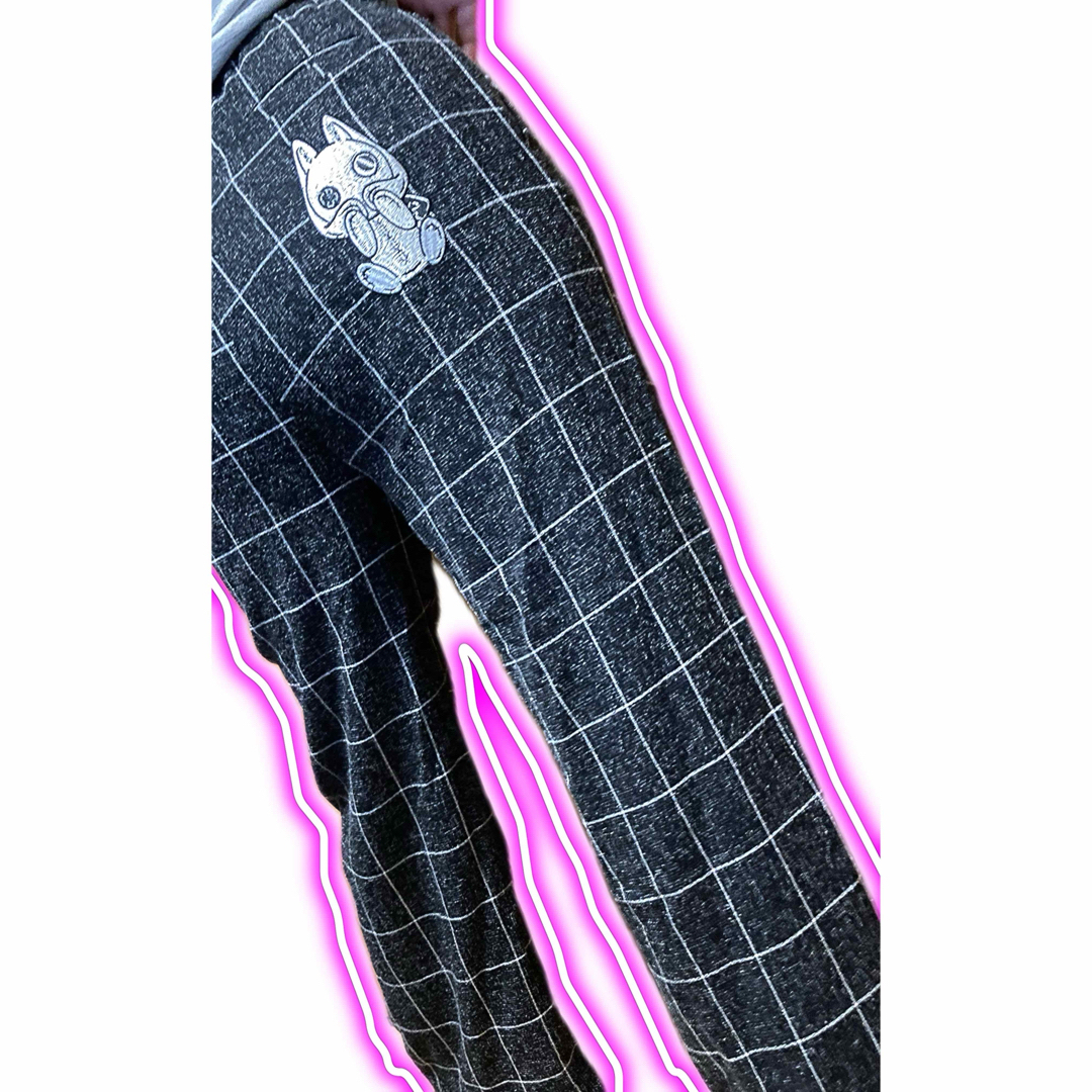 NieR Clothing(ニーアクロージング)のNieR CLOTHING ワイドパンツ レディースのパンツ(カジュアルパンツ)の商品写真
