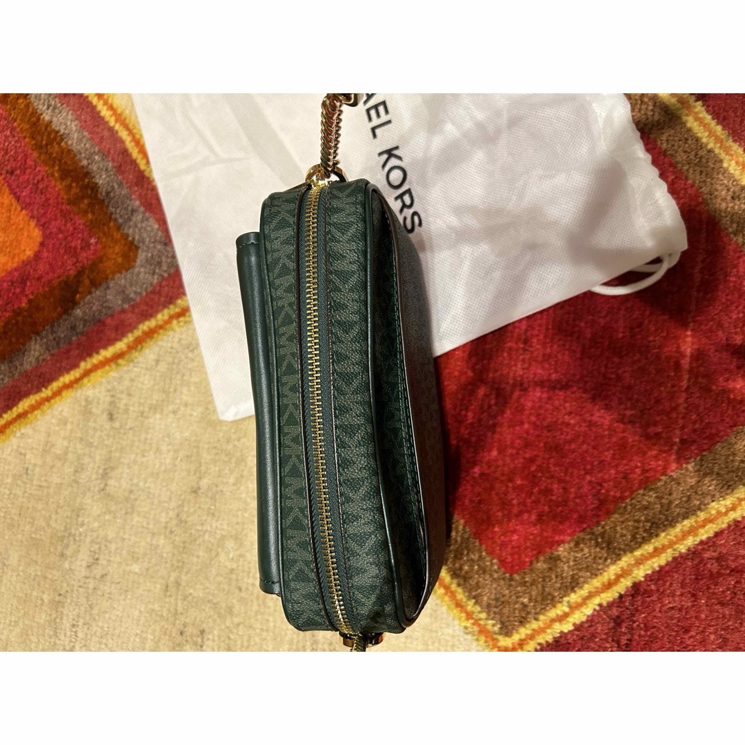 Michael Kors(マイケルコース)のMICHAEL KORS ショルダーバッグ　グリーン レディースのバッグ(ショルダーバッグ)の商品写真