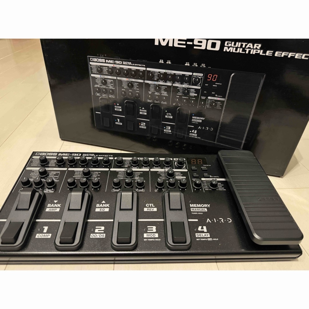 BOSS ME-90 GUITAR MULTIPLE EFFECTS BOSS ME-90 GUITAR MULTIPLE EFFECTS