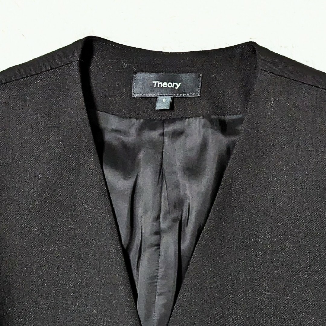 theory(セオリー)の現行品 美品 セオリー パンツスーツ セットアップ ノーカラー ビジネス 黒 S レディースのフォーマル/ドレス(スーツ)の商品写真