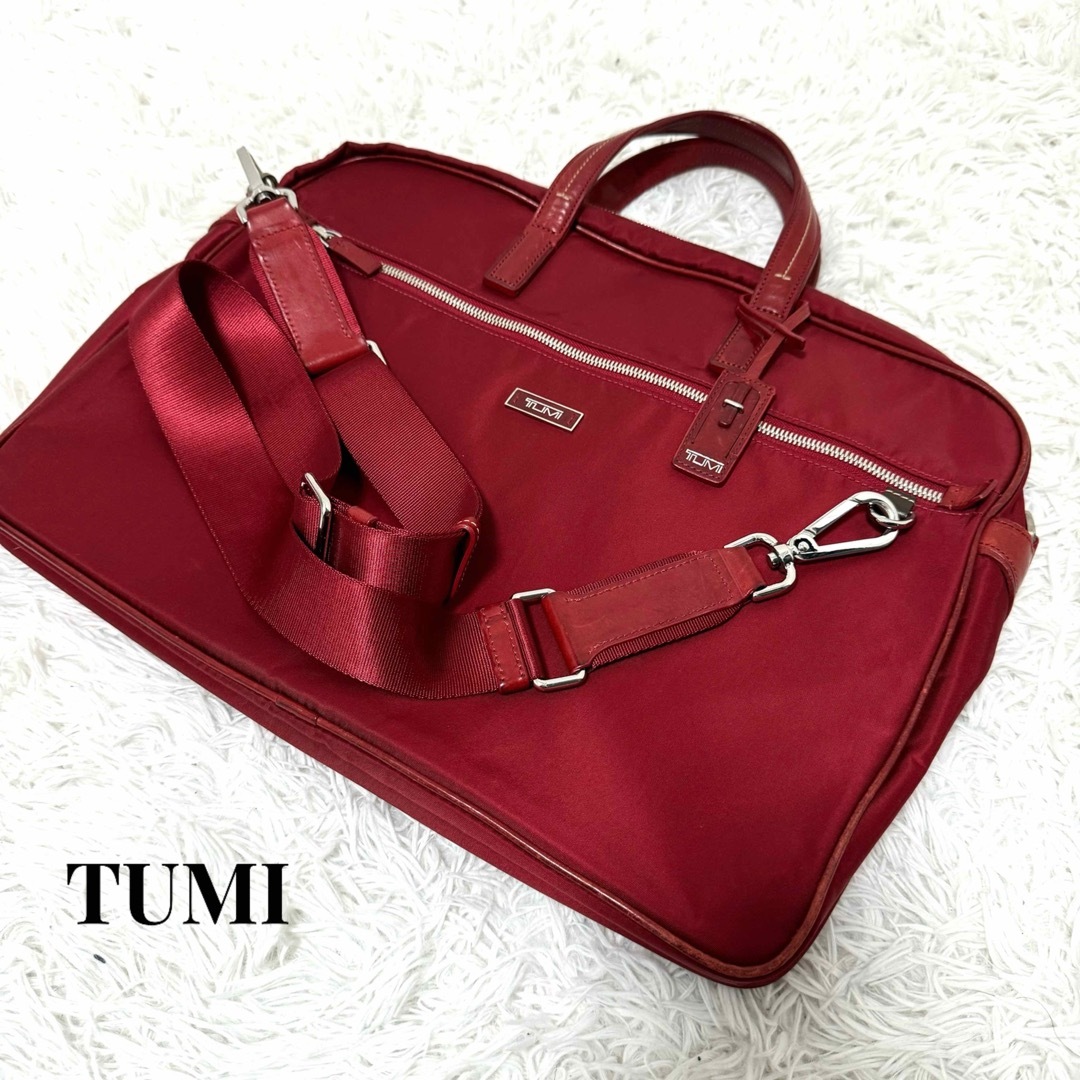 TUMI(トゥミ)の【希少色】　TUMI トゥミ　ブリーフケース　2way ビジネス　レッド　A4 メンズのバッグ(ビジネスバッグ)の商品写真