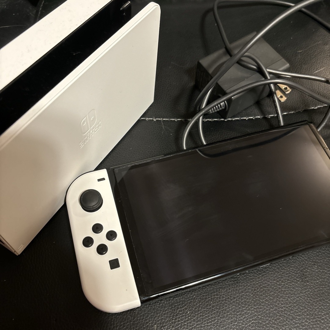 Nintendo Switch(ニンテンドースイッチ)のだいず様専用 エンタメ/ホビーのゲームソフト/ゲーム機本体(家庭用ゲーム機本体)の商品写真