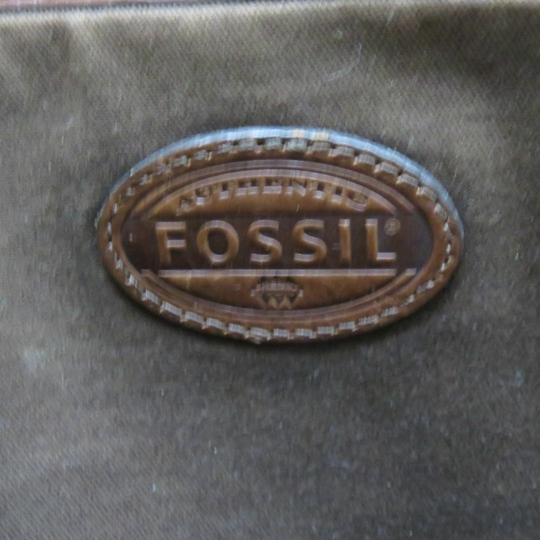 FOSSIL フォッシル レザー メッセンジャーバッグ 　ブラウン A4 メンズ メンズのバッグ(メッセンジャーバッグ)の商品写真