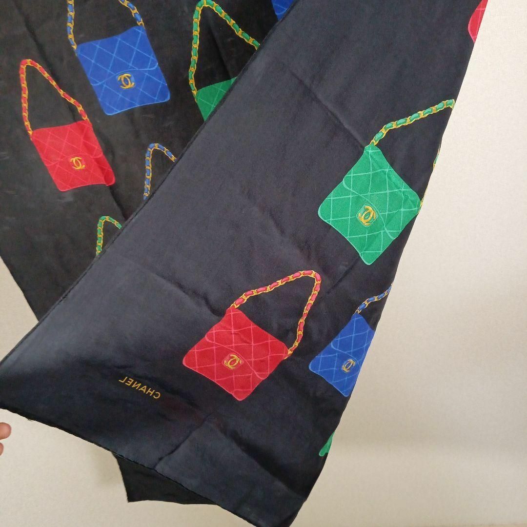 CHANEL(シャネル)のき448美品　シャネル　スカーフ　マトラッセ柄　ココマーク　シフォン　シルク レディースのファッション小物(バンダナ/スカーフ)の商品写真