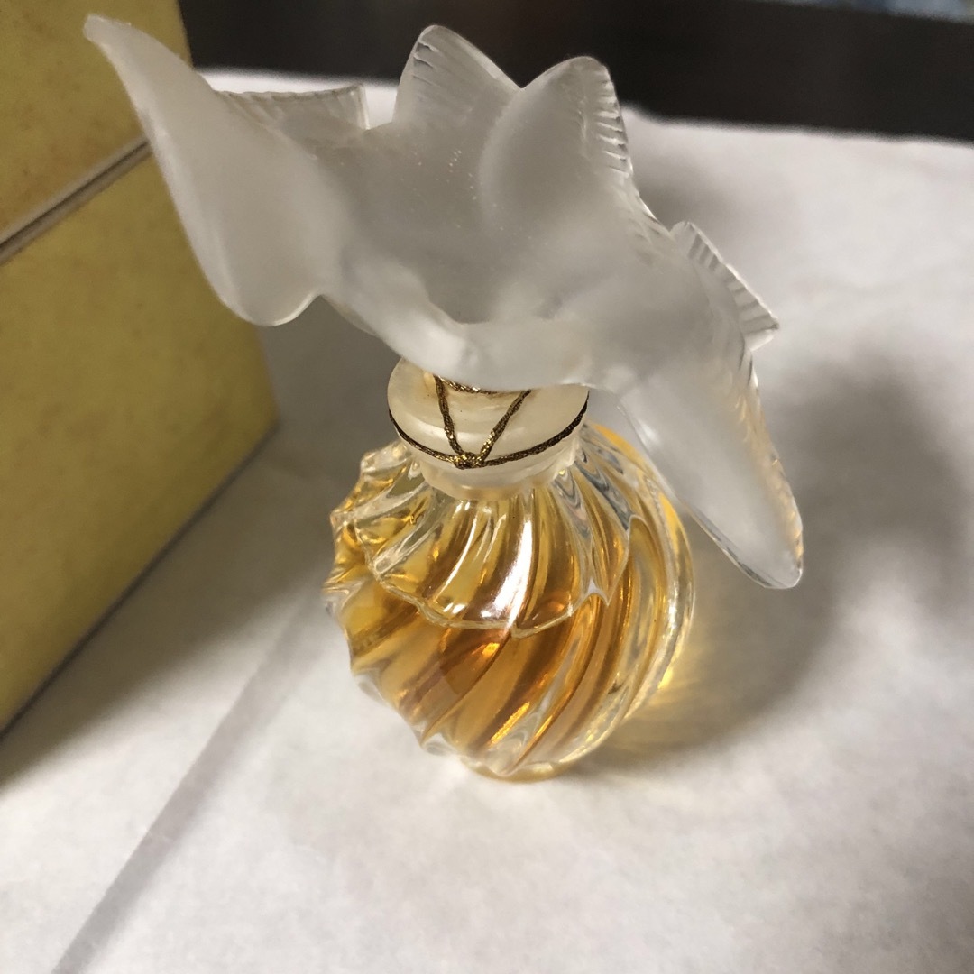 NINA RICCI(ニナリッチ)のNINA RICCI　レーリュデュタンオールドパルファム5ml コスメ/美容の香水(香水(女性用))の商品写真