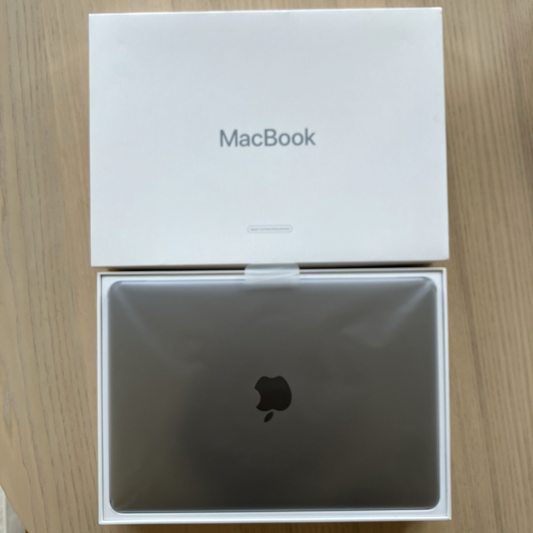 Apple(アップル)の最軽量モデル　Apple MacBook 12インチ 無印 スマホ/家電/カメラのPC/タブレット(ノートPC)の商品写真