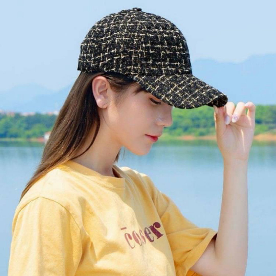 キャップ　ツイード　紫外線対策　帽子　シンプル　韓国　ブラック レディースの帽子(キャップ)の商品写真