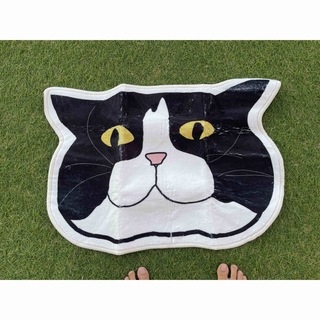 【新品匿名便送料無料】猫ちゃんカーペットラグマット　キャットネコ (カーペット)