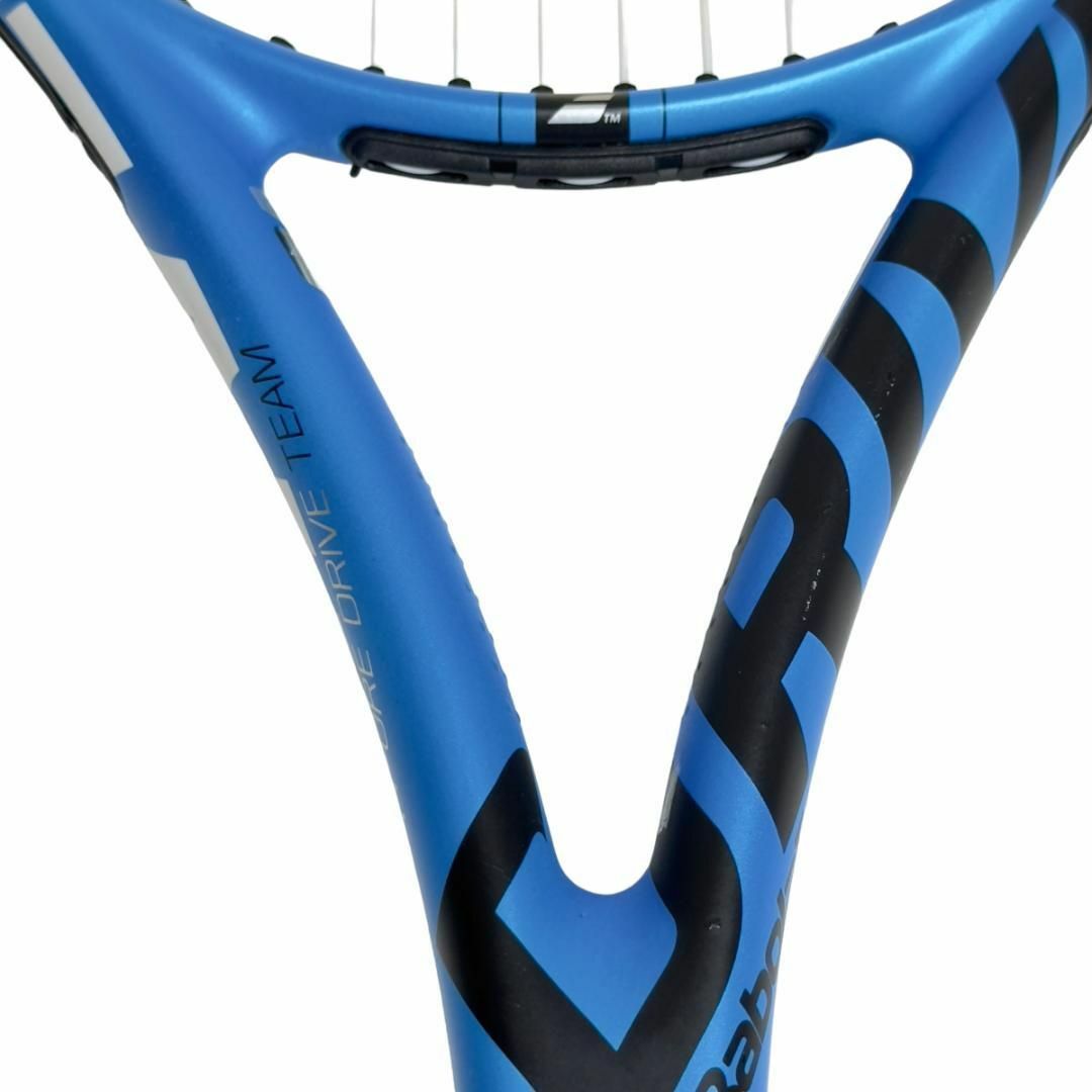 美品　BABOLAT PURE DRIVE TEAM 2018 スポーツ/アウトドアのテニス(ラケット)の商品写真