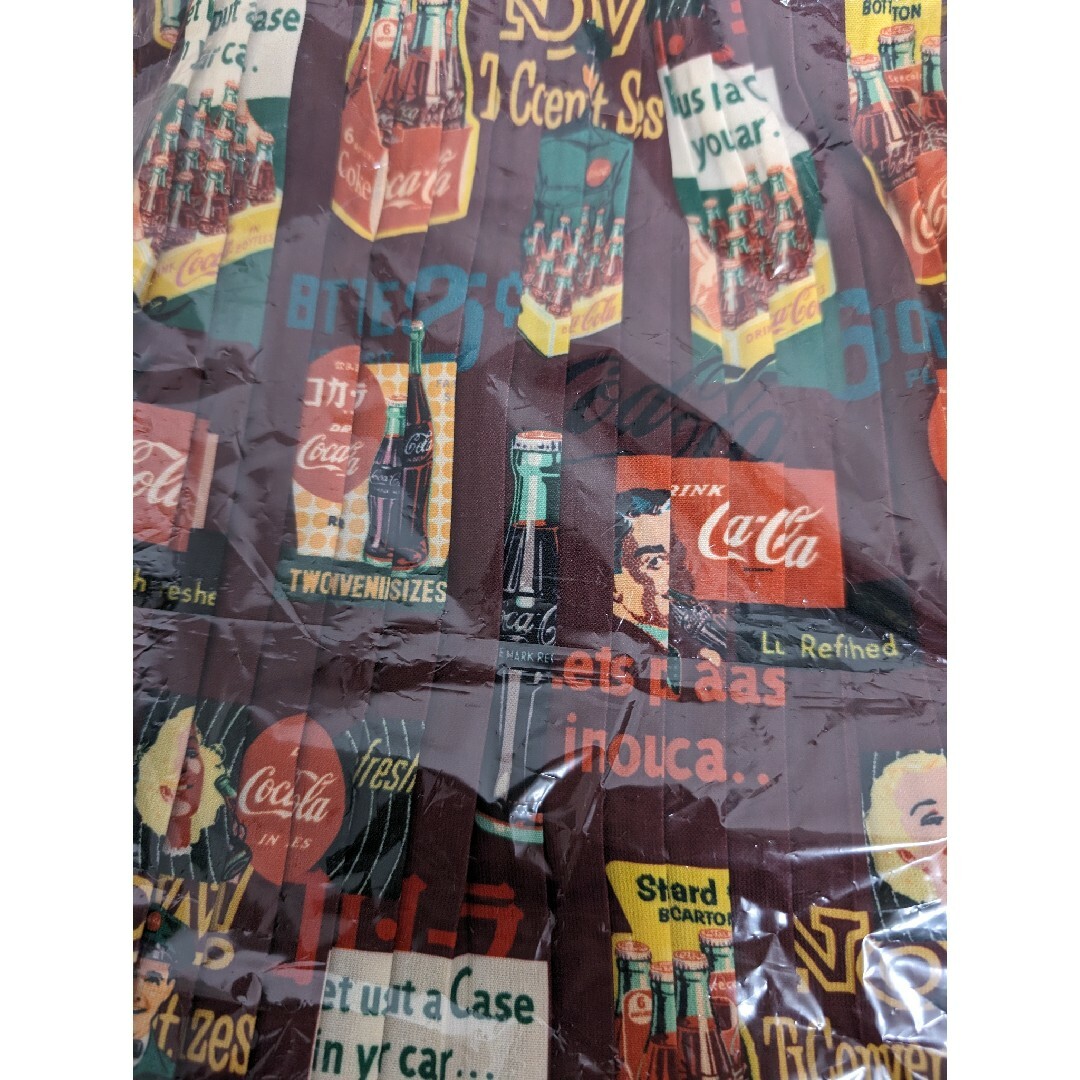 Graniph(グラニフ)のグラニフ【完売品・未開封】コカ・コーラ ヴィンテージパターン プリーツスカート レディースのスカート(ロングスカート)の商品写真