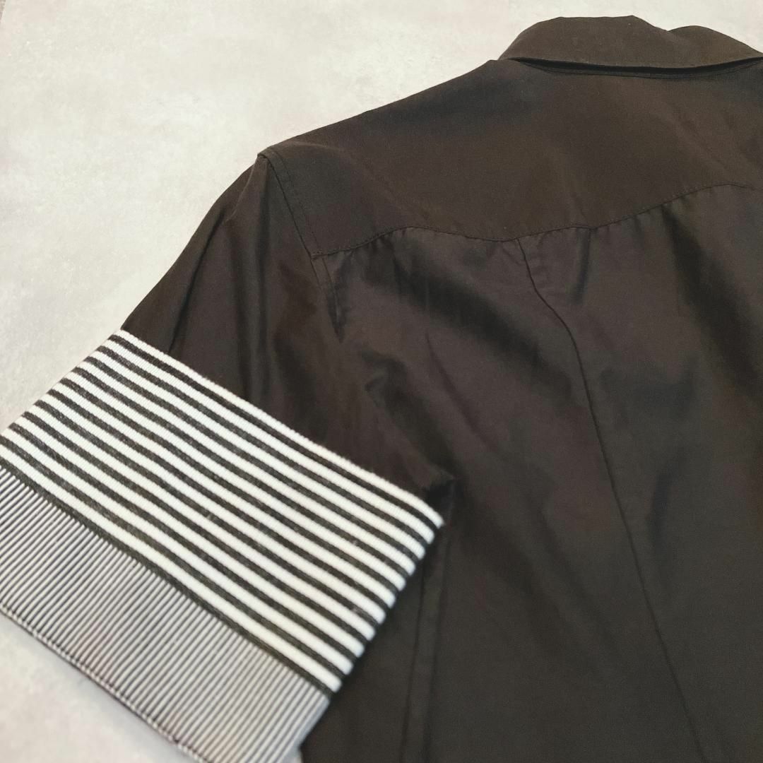 Acne Studios(アクネストゥディオズ)のAcne　studiosシャツ　袖ボーダー異素材MIX　綺麗目size34　XS レディースのトップス(シャツ/ブラウス(半袖/袖なし))の商品写真