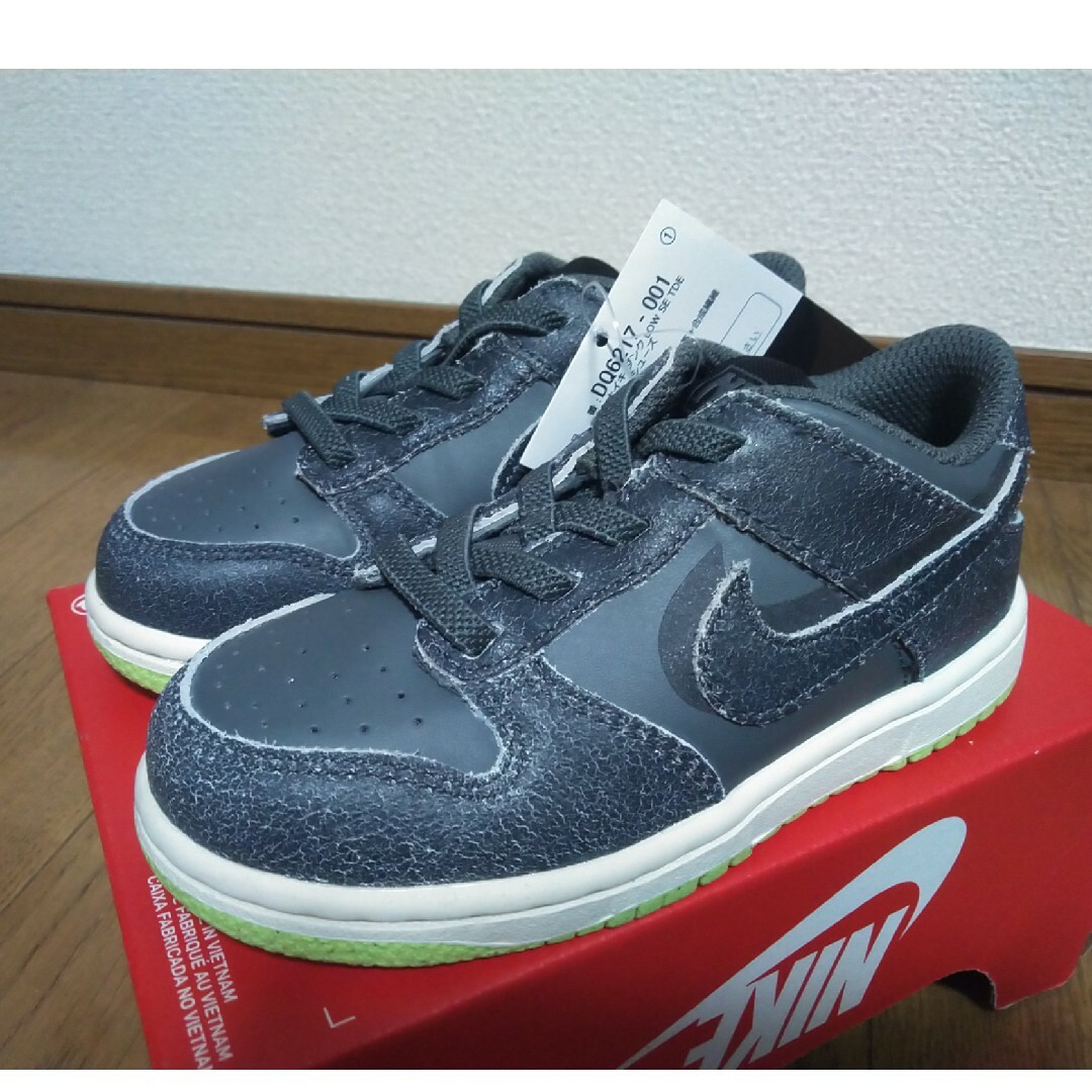 NIKE(ナイキ)のNIKE　ダンク　ロー　15cm 新品未使用 キッズ/ベビー/マタニティのキッズ靴/シューズ(15cm~)(スニーカー)の商品写真