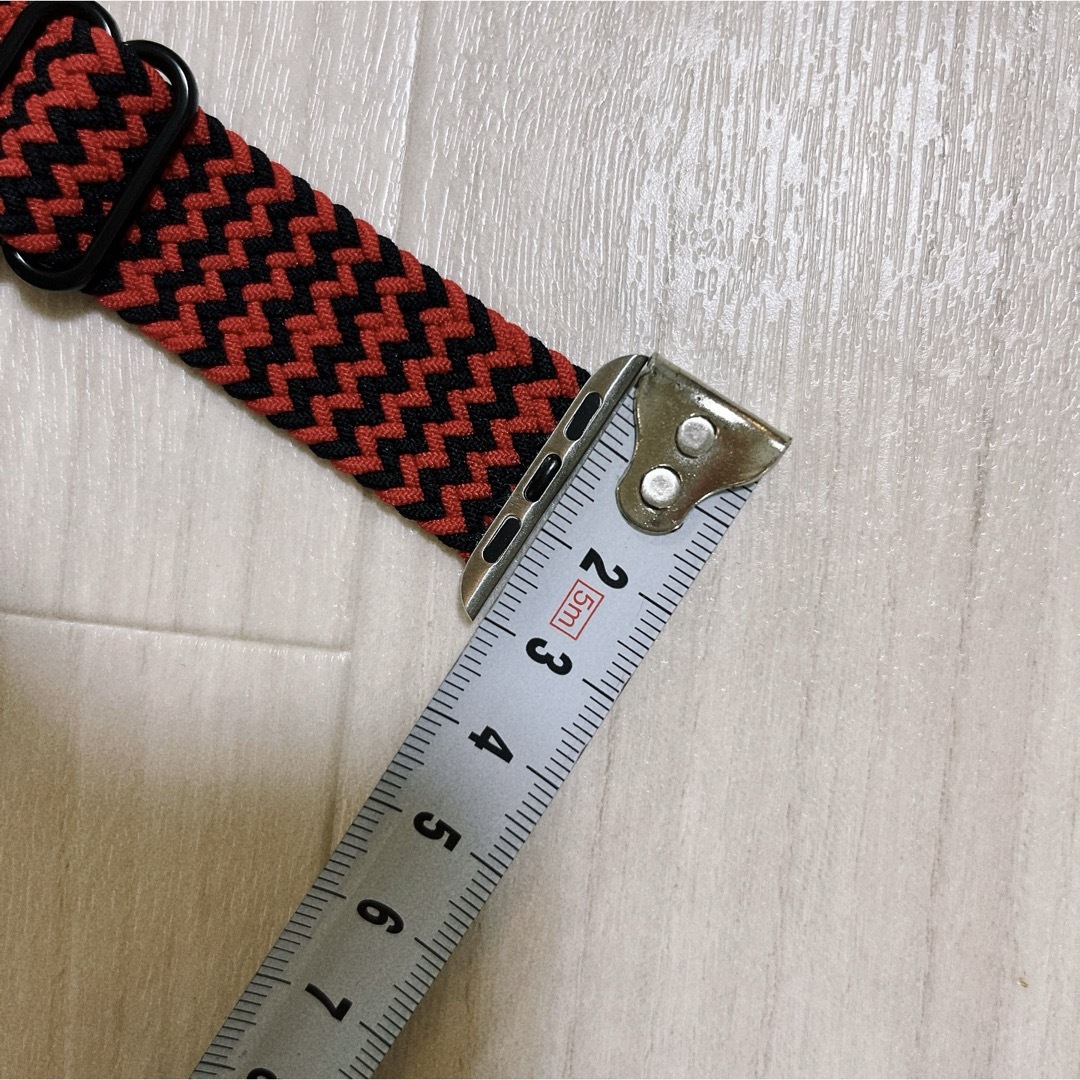 Apple watch バンド 38/40mm 赤×黒 メンズの時計(その他)の商品写真