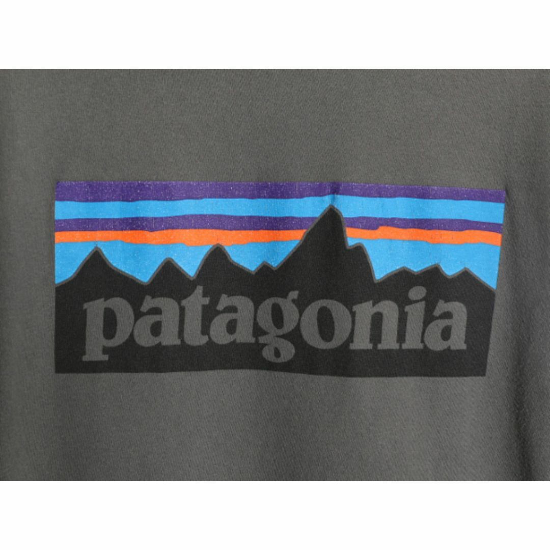 patagonia(パタゴニア)の16年製 パタゴニア ポケット付き 両面 プリント 半袖 Tシャツ メンズ L / Patagonia アウトドア ポケT P-6 ボックスロゴ バックプリント 灰 メンズのトップス(Tシャツ/カットソー(半袖/袖なし))の商品写真