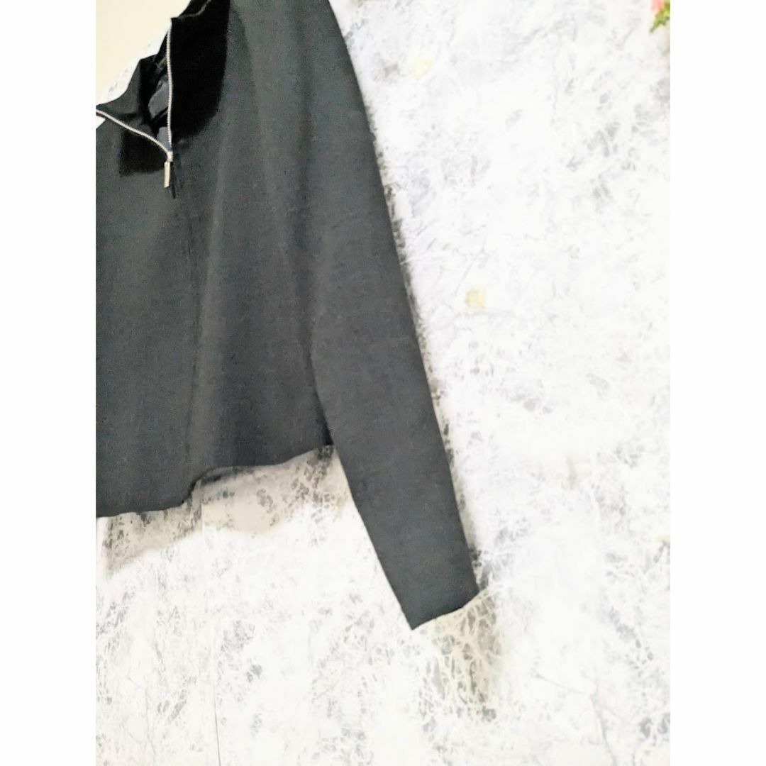 【【美品】Avec le temps ジャケット　M　スッキリシルエット　黒 レディースのジャケット/アウター(ノーカラージャケット)の商品写真
