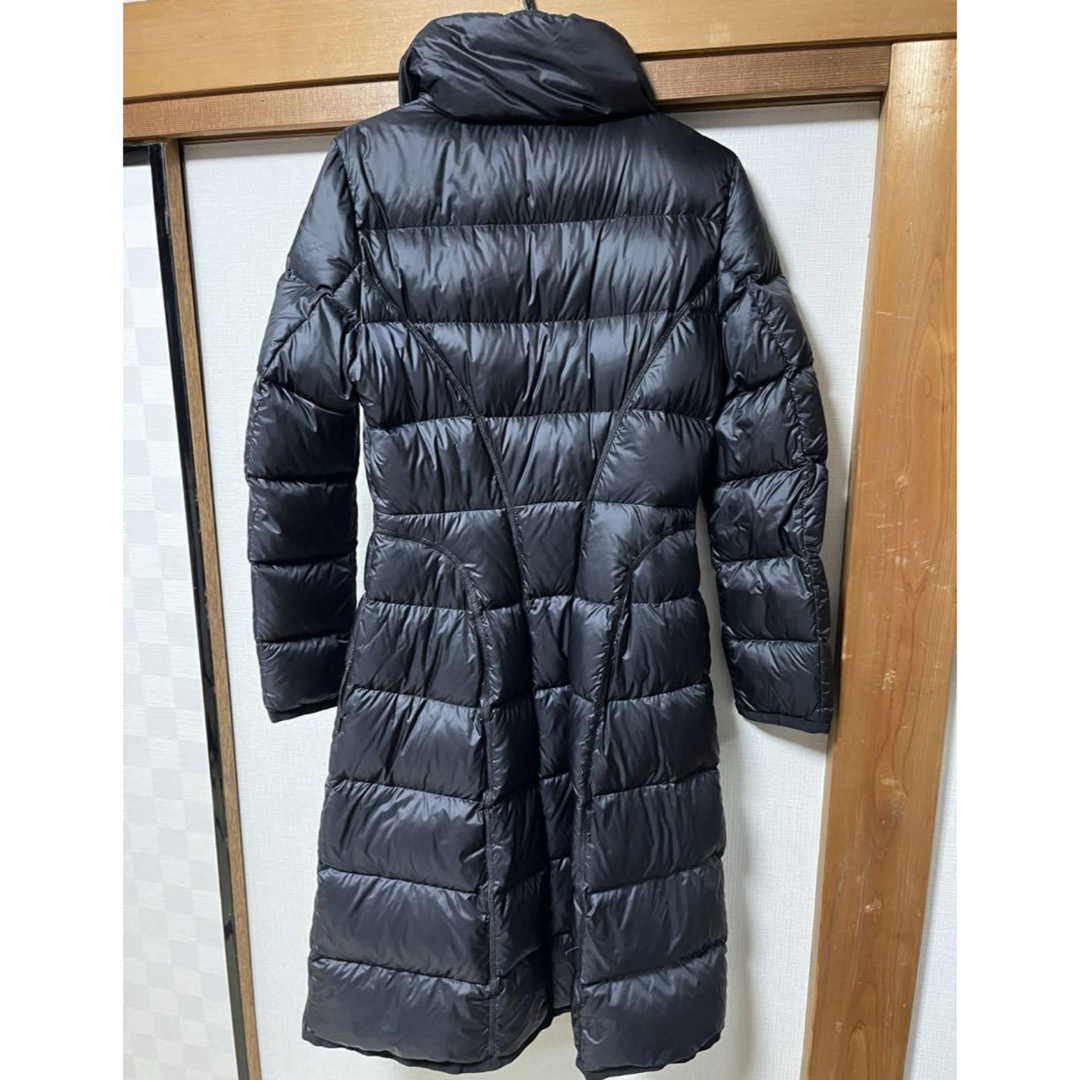 MONCLER(モンクレール)の希少サイズ3 MONCLER Bellevalia ハイネックダウンコート 3 レディースのジャケット/アウター(ダウンコート)の商品写真