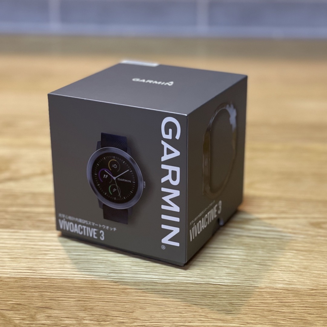 GARMIN(ガーミン)のGARMIN VIVOACTIVE3 BLACK SLATE スマートウォッチ スマホ/家電/カメラのスマートフォン/携帯電話(その他)の商品写真