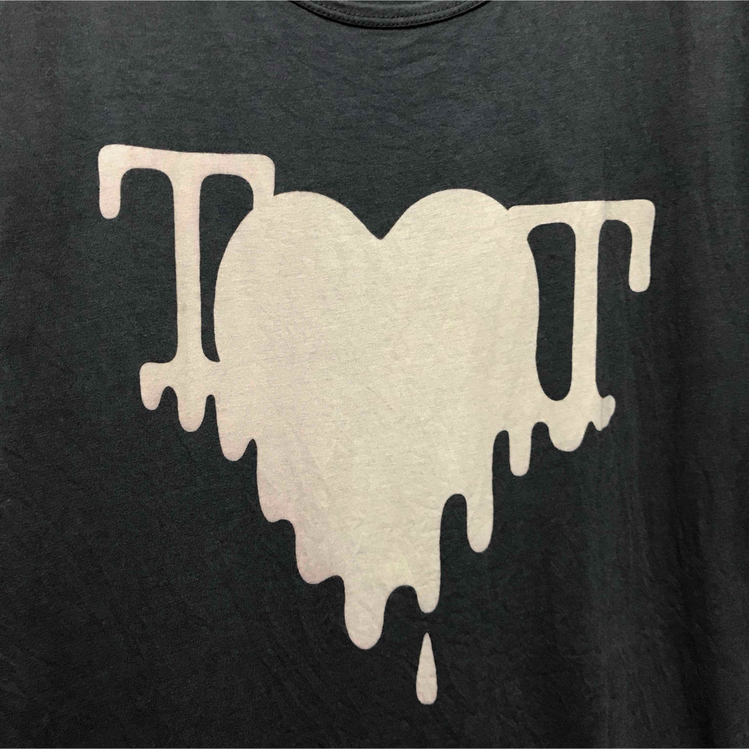 Twenty8Twelve by s.miller(トゥエンティーエイトトゥエルブバイエスミラー)のTWENTY8TWELVE   HEART プリント 変形 半袖 カットソー レディースのトップス(Tシャツ(半袖/袖なし))の商品写真