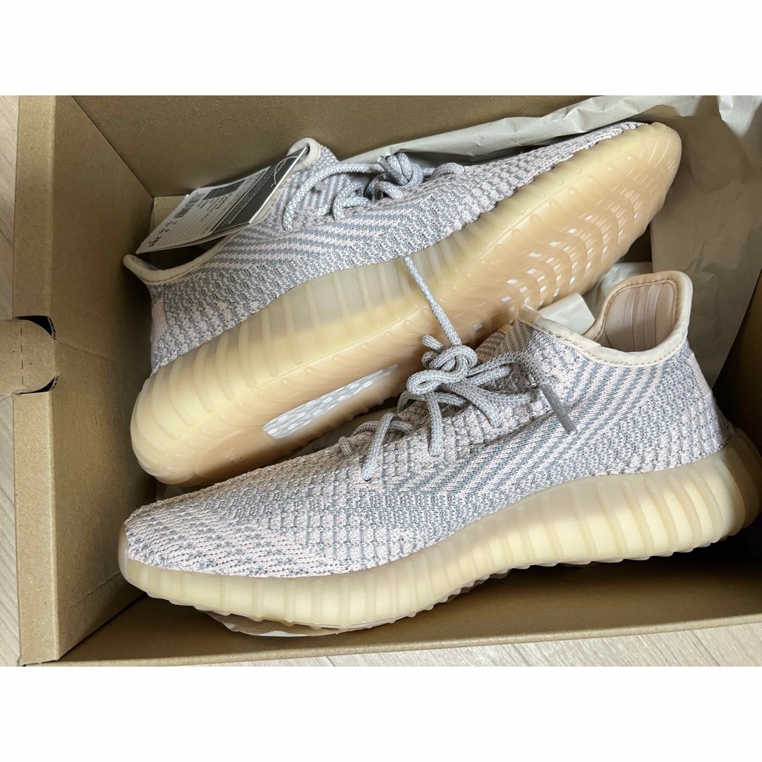 YEEZY（adidas）(イージー)のADIDAS YEEZY BOOST 350 V2 SYNTH メンズの靴/シューズ(スニーカー)の商品写真