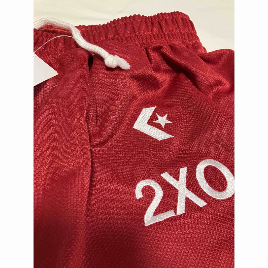 MIZUNO(ミズノ)の ミズノ Tシャツ  サイズXO・コンバース トレーニングパンツ サイズ2XO スポーツ/アウトドアのトレーニング/エクササイズ(トレーニング用品)の商品写真