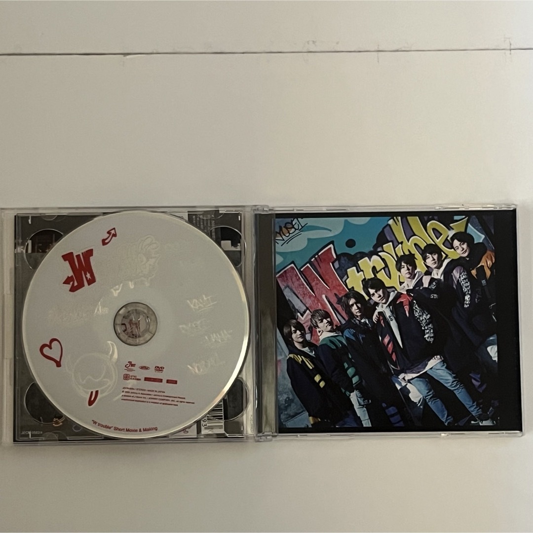 ジャニーズWEST(ジャニーズウエスト)のW trouble WEST. 初回盤A エンタメ/ホビーのCD(ポップス/ロック(邦楽))の商品写真