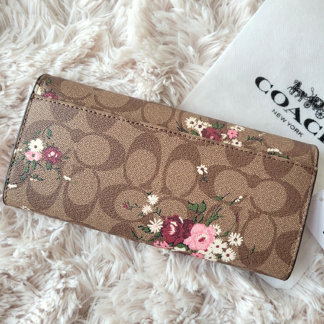 COACH(コーチ)の【新品未使用】COACH コーチ 長財布 エンベロープ 花柄 フローラルプリント レディースのファッション小物(財布)の商品写真